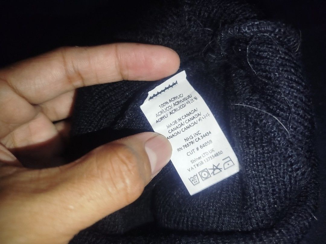 Santa Cruz Beanie (Category: Beanies) located in San Juan City. Submitted by reddvelasquez4298 (Listing ID 1460300710, Image 2). Description: Santa Cruz Beanie Like New Condition No issues 350 pesos PM.