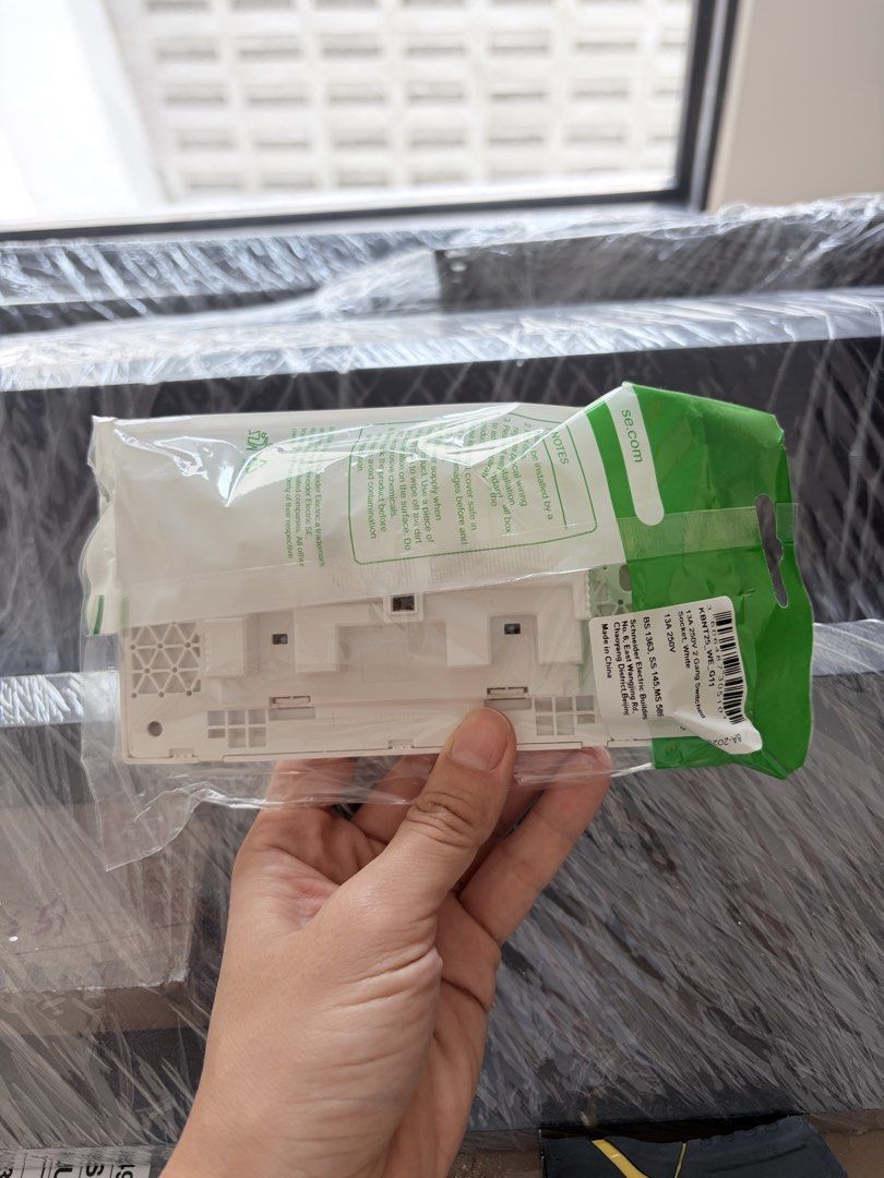 SCHEINDER Vivace E (13A Double Socket) (Category: Others) located in Kuala Lumpur. Submitted by kr155 (Listing ID 1460153294, Image 2). Description: Brand New 1 unit @ RM19 Take all 9 units @ RM166.50 (RM18.50/pp) .