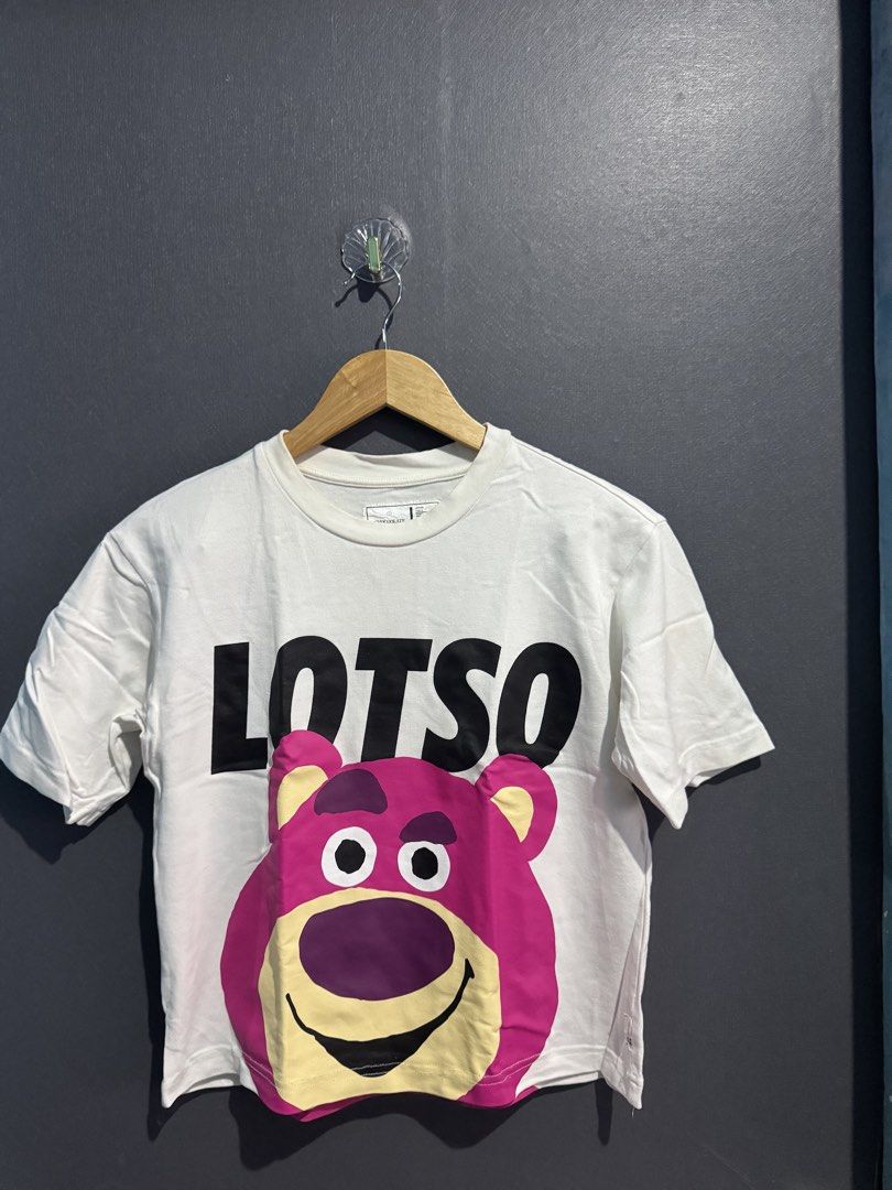 Semi croptop (Category: Others Tops) located in Quezon City. Submitted by mhanelski (Listing ID 1460260977, Image 1). Description: Lightly used soo nice in actual.