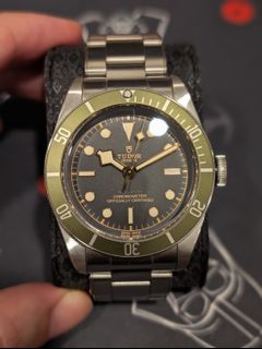 (Category: ) located in . Submitted by lfwatches (Listing ID 1460263618, Image 1). Description: .