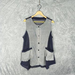(Category: ) located in . Submitted by chicandlittlethriftstore (Listing ID 1460244953, Image 1). Description: .
