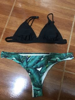 (Category: ) located in . Submitted by airamef28.closet (Listing ID 1460262261, Image 1). Description: .