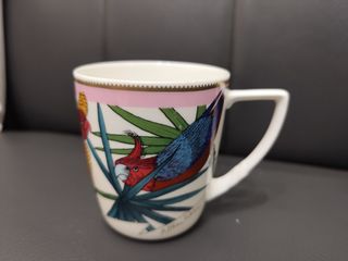 (Category: ) located in . Submitted by thriftteata (Listing ID 1460302285, Image 1). Description: .