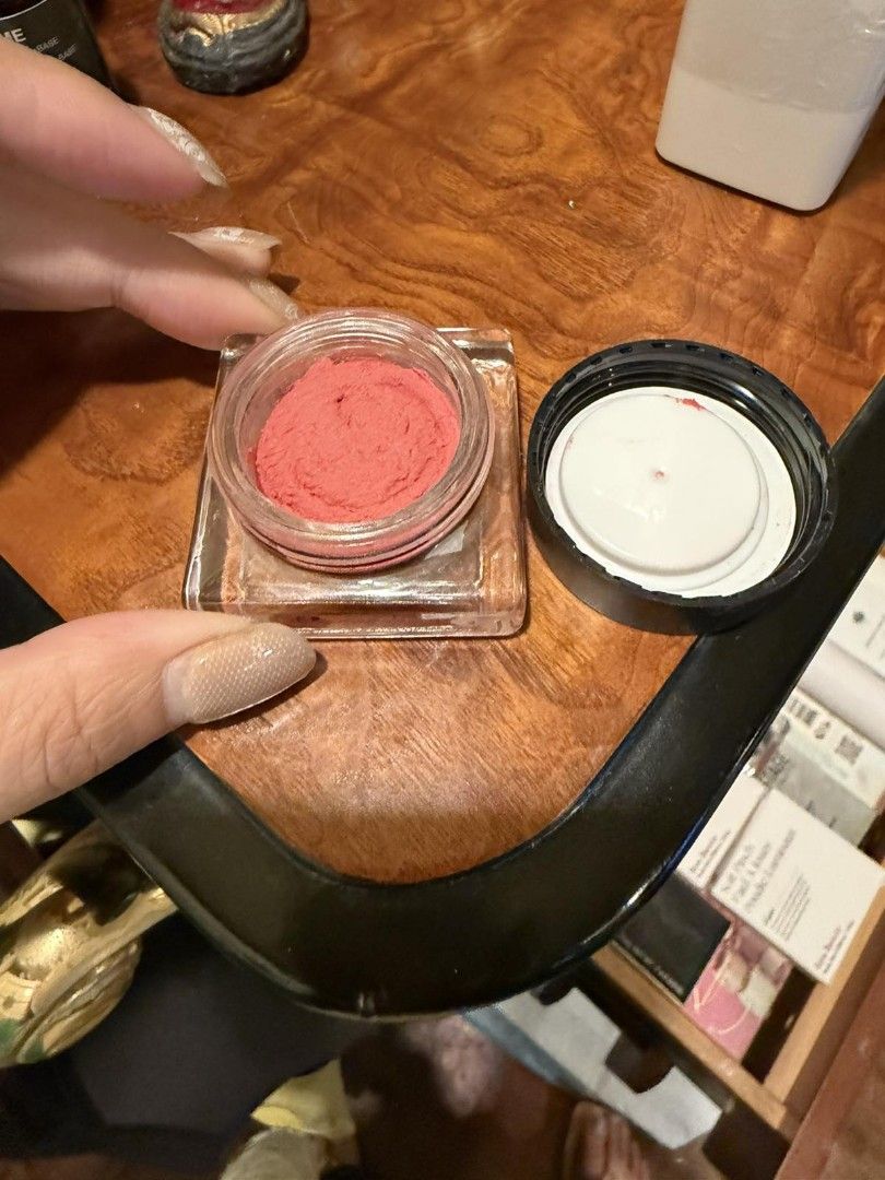 Shiseido Whipped Powder Blush Kokei (Category: Makeup) located in Paranaque City. Submitted by bagbrained88 (Listing ID 1460133653, Image 2). Description: lightweight and long wearing rfs i have 2 of these original beautiful mousse to powder finish.