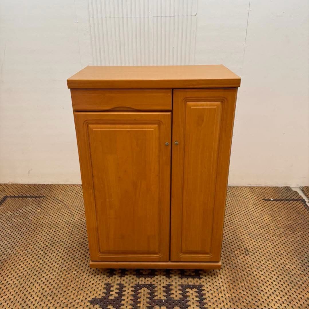 Side Cabinet (Category: Shelves, Cabinets & Racks) located in Meycauayan. Submitted by marygracecasimiro (Listing ID 1460252533, Image 1). Description: side Cabinet 8,500💚.