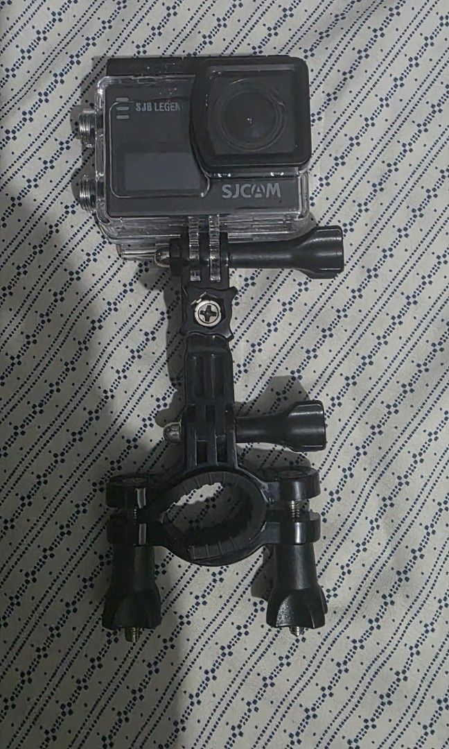 SJCAM SJ6 Legend (Category: Other Gadgets) located in Mandaluyong City. Submitted by elektrons2023 (Listing ID 1460269865, Image 3). Description: SJCAM SJ6 Legend Brandnew Never Used (Box is opened).