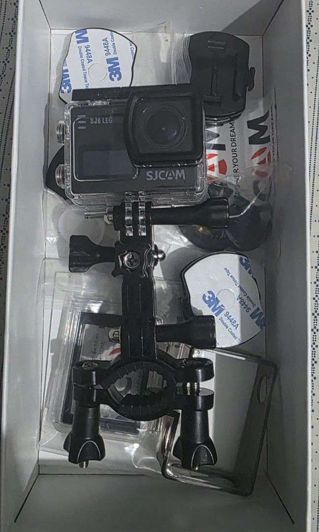 SJCAM SJ6 Legend (Category: Other Gadgets) located in Mandaluyong City. Submitted by elektrons2023 (Listing ID 1460269865, Image 2). Description: SJCAM SJ6 Legend Brandnew Never Used (Box is opened).