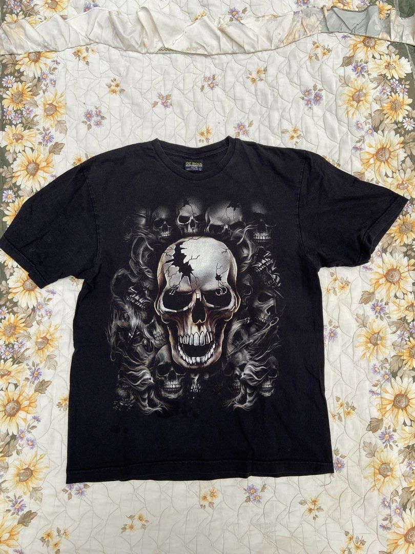 SKULL VINTAGE THAI BOTH (Category: Tshirts & Polo Shirts ) located in Salug. Submitted by bagdoi_finds (Listing ID 1460267011, Image 1). Description: NO ISSUE 10/10 COLOR RATE.