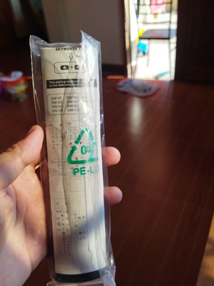 Skyworth voice replacement remote (Category: TV) located in Oas. Submitted by ali_shop_assorted_item (Listing ID 1460156296, Image 3). Description: New and Unsealed/ Unused Items from Unclaimed parcels mystery sack NO COD ❗ For shipping: JNT courier For pick up/meet up: Calzada Oas Albay.
