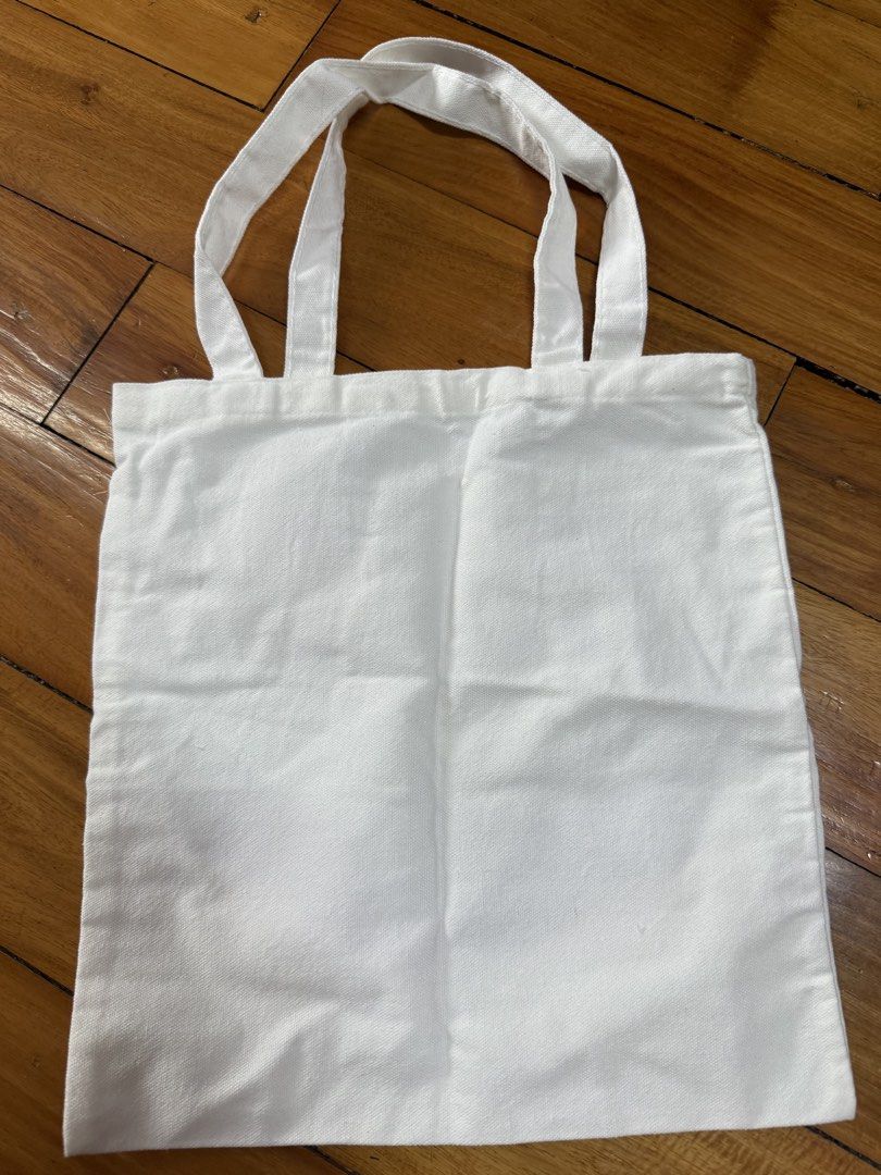 Slazenger and Wimbledon Tote Bag EcoBag (Category: Tote Bags) located in Manila. Submitted by a.c.shop (Listing ID 1460167853, Image 3). Description: white canvas tote bag Slazenger and Wimbledon .