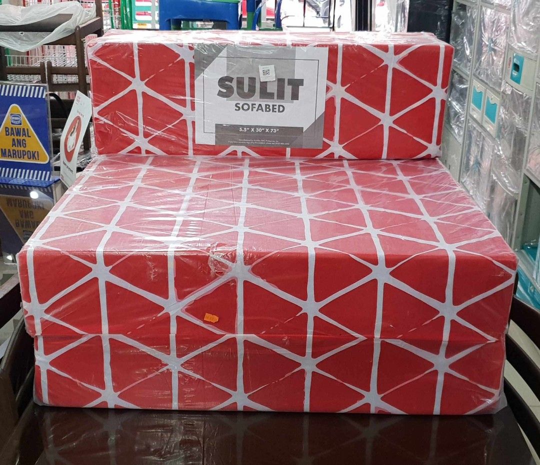 sofa bed (Category: Bed Frames & Mattresses) located in Tayabas. Submitted by lovelyalcaraz (Listing ID 1460196725, Image 2). Description: Uratex 5.5x30x73 Amelie Sulit Sofa Bed Budget Friendly Space Saver Dual Function and easy to fold and unfold from seat to a sleeping mat Uses shreded or rebonded Uratex Foam Mix which feels plush and has a soft feel Color Red / Blue.