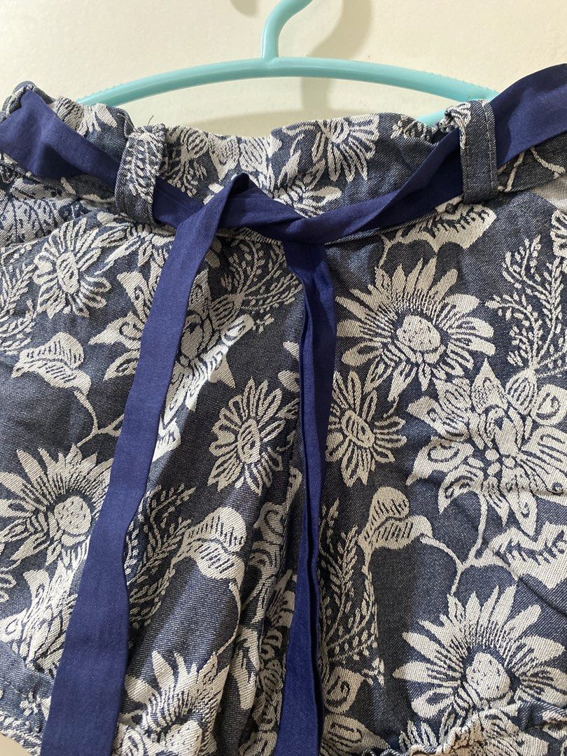 Soft Denim Shorts 4-5T (Category: Babies & Kids Fashion) located in Mabalacat. Submitted by mamacda (Listing ID 1460144026, Image 2). Description: .