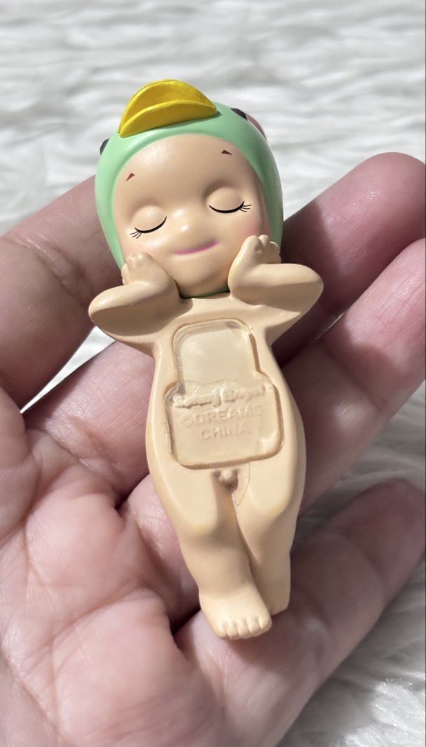 Sonny Angel Duck Dreaming Hipper (Category: Other Stationery & Craft) located in Paranaque City. Submitted by dalle_closet (Listing ID 1460164206, Image 2). Description: new pa siya. with plastic pa yung adhesive nito no box.