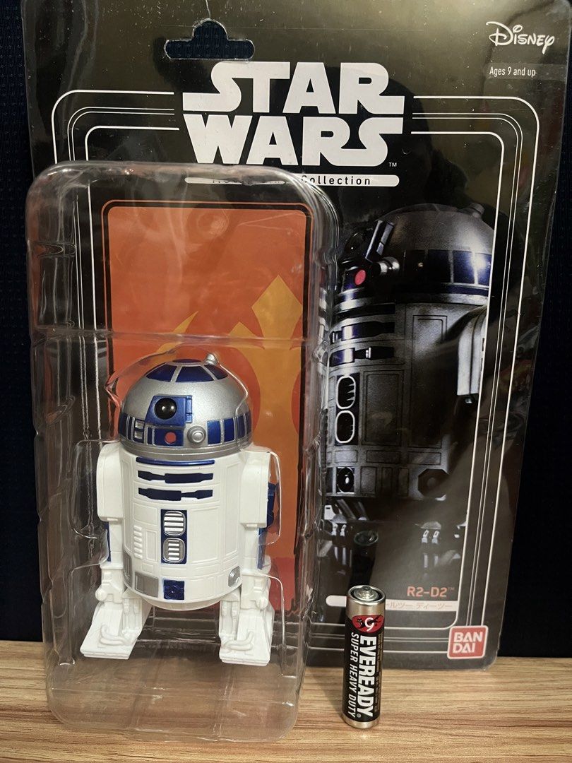Big Scale Star Wars The Vintage Collection R2-D2 (Category: Figurines & Statues) located in Quezon City. Submitted by ceejay1114 (Listing ID 1460191102, Image 3). Description: - Star Wars R2-D2 Figure - The Vintage Collection (Model 05) - Brand: Bandai - Packaging: Brand new, still sealed - Ideal for Star Wars enthusiasts and collectors - Add this iconic droid to your collection!.
