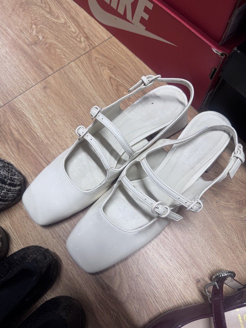STRADIVARIUS WHITE MARY JANE SHOES (Category: Heels) located in Makati City. Submitted by sassywear.ph (Listing ID 1460262820, Image 1). Description: Size 37, can fiT 36-37 EUR. .