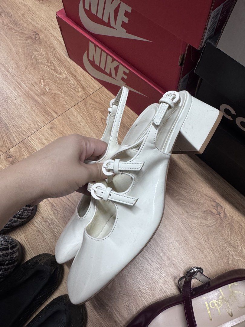 STRADIVARIUS WHITE MARY JANE SHOES (Category: Heels) located in Makati City. Submitted by sassywear.ph (Listing ID 1460262820, Image 2). Description: Size 37, can fiT 36-37 EUR. .