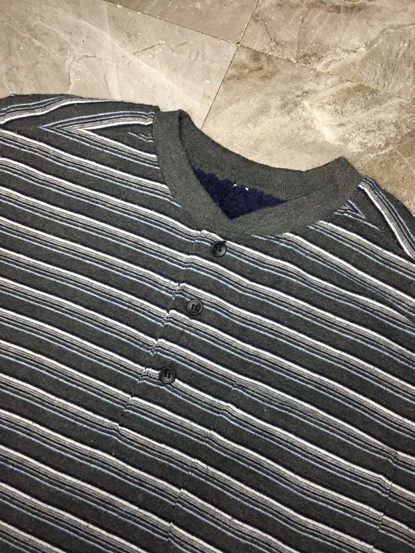 stripe henley long sleeve (Category: Coats, Jackets and Outerwear) located in Manila. Submitted by rew.finds_ (Listing ID 1460170661, Image 2). Description: Details⬇️ Stripe Henley longsleeve Size- S Width- 19 Length- 26 Condition: 9.5/10 Mine: P199 Steal: +50/100 increment Claim: 500 (automatically yours) . . . 📍Mabalacat city, Pampanga 💵 Gcash payment (payment first, no COD) 🚚 j&t Courier 🚫 no return, refund, and deleting comments ⚠️ check 