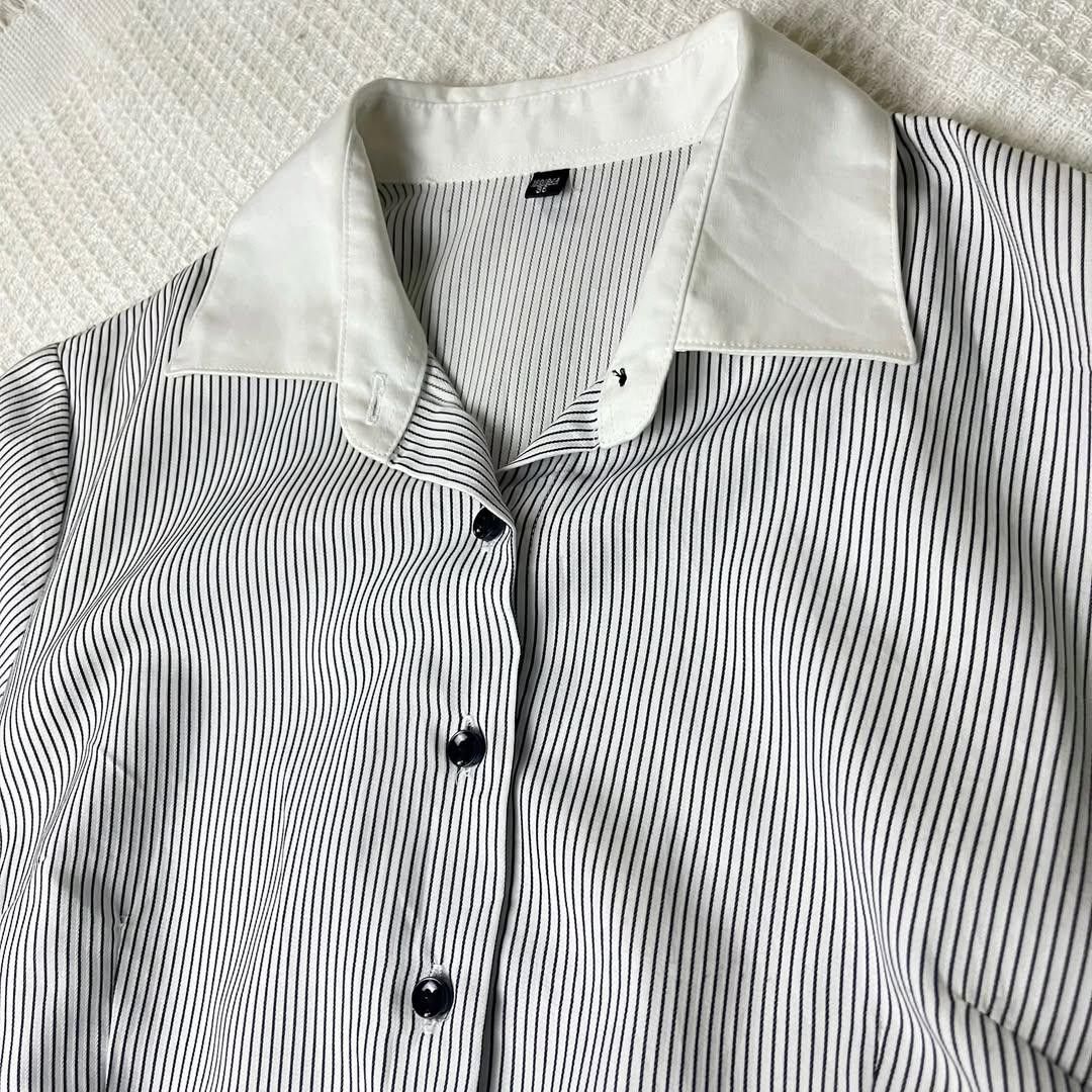 Striped Short Sleeve Blouse with White Collar (Category: Blouses) located in Baler. Submitted by liavelle.thrifty (Listing ID 1460200268, Image 2). Description: Size: Medium Bust: 36" Has minimal issue (see last photo) 9/10.