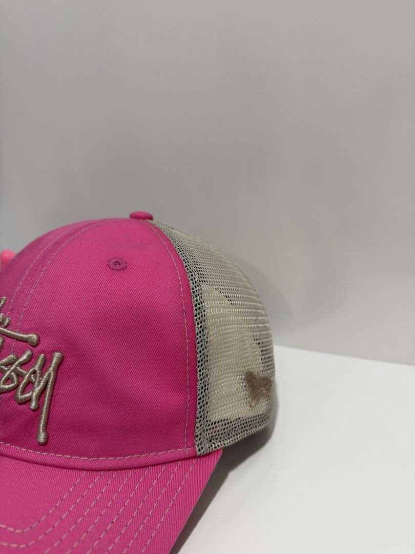 Stussy New Era 9twenty Basic Trucker (Category: Caps & Hats) located in Valenzuela. Submitted by belovedcatdad (Listing ID 1460165581, Image 3). Description: .