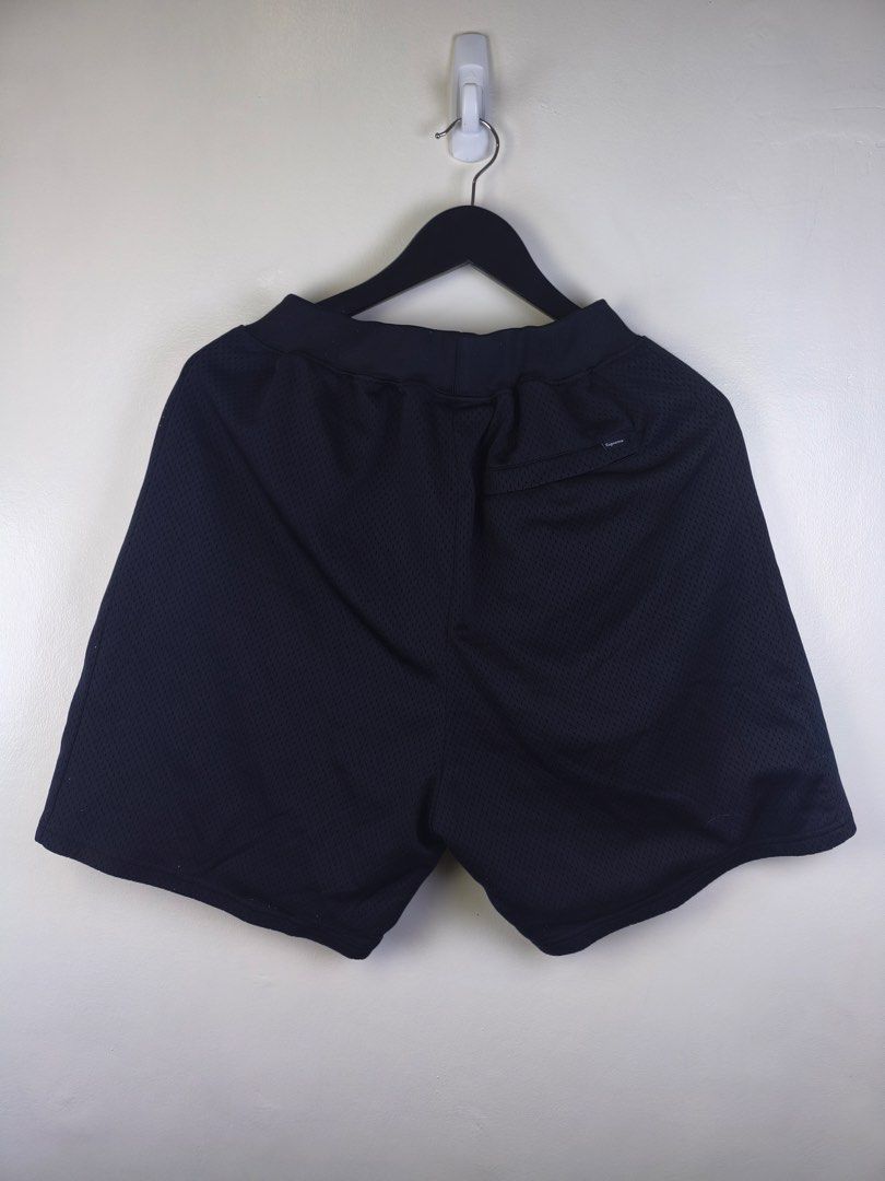 supreme jersey shorts (Category: Shorts) located in Manila. Submitted by declutterpromax (Listing ID 1460195375, Image 2). Description: .