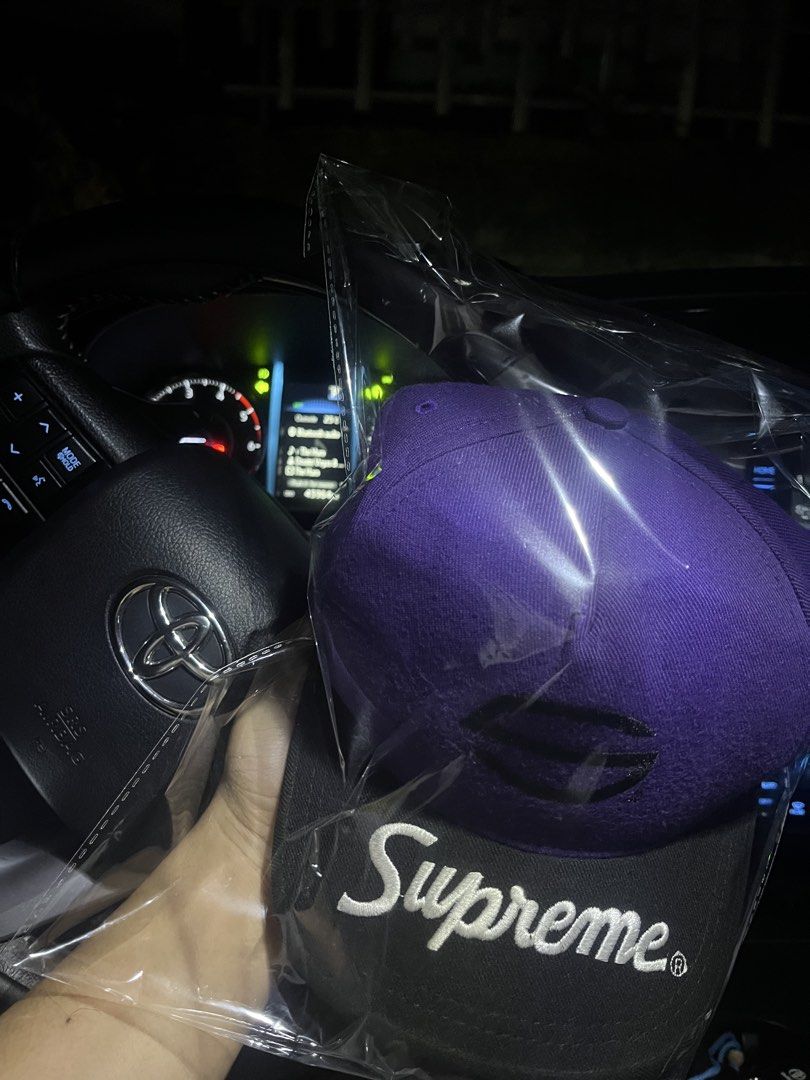 Supreme wool cap (Category: Caps & Hats) located in Manila. Submitted by poppypuntos (Listing ID 1460204197, Image 1). Description: Supreme wool cap supreme x starter original legit snapback.
