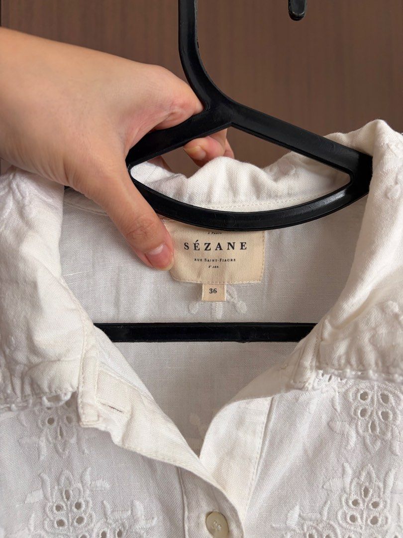 Sézane linen top (Category: Luxury Apparel) located in Dagupan City. Submitted by thrifttostyle (Listing ID 1460137474, Image 2). Description: no flaws | 100% line .