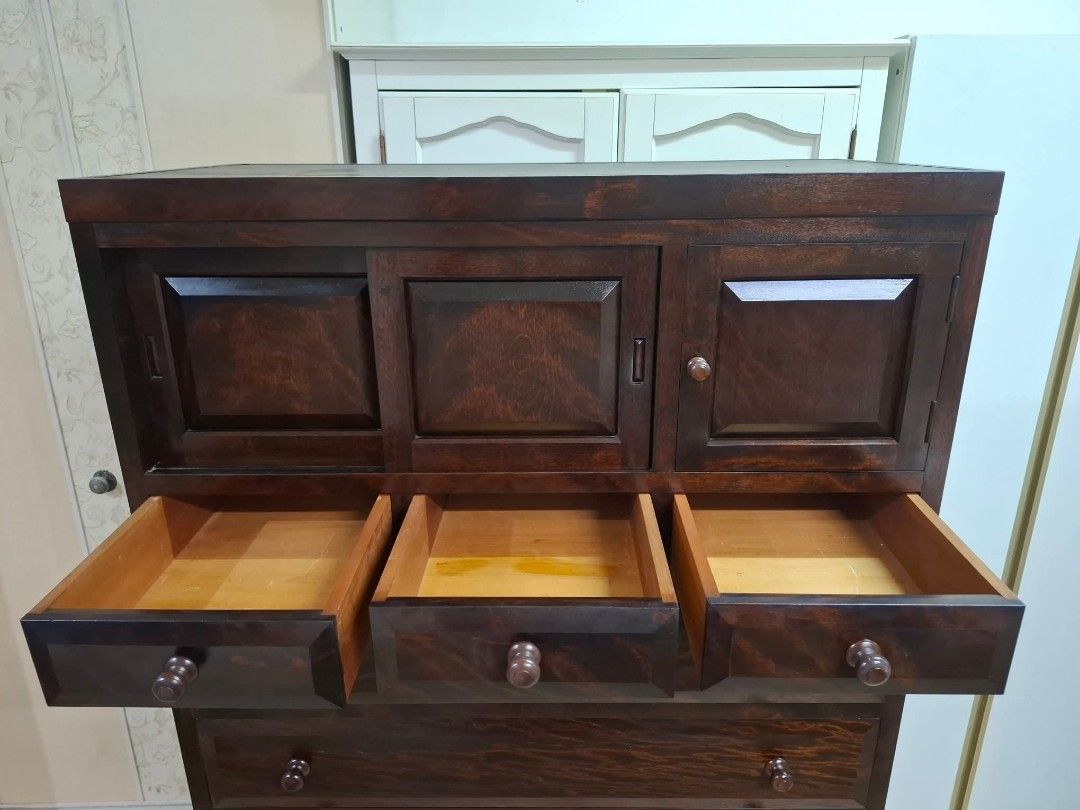 Tall Drawer Dresser (Category: Shelves, Cabinets & Racks) located in Quezon City. Submitted by dannikkishoppe2 (Listing ID 1460106081, Image 2). Description: Tall Drawer Dresser ‼️₱12000‼️ *solid, heavy wood *in good used condition Please manage your expectations as there might be minimal flaws. Color may vary due to lighting, it may appear darker or lighter in person. Check photos first before buying. Please refrain from purchasing if you are pa