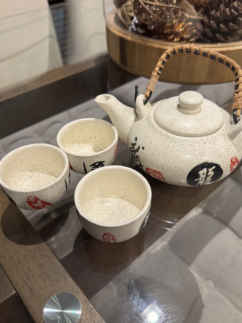 Tea set (Category: Coffee & Tea Tableware) located in San Juan City. Submitted by sageberries (Listing ID 1460186643, Image 3). Description: .