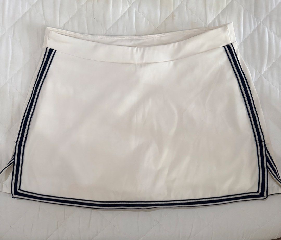 Tennis/pickle/golf skort (Category: Activewear) located in Cebu City. Submitted by thestylemd (Listing ID 1460136389, Image 1). Description: Fits small to medium With inner shorts Perfect for pickleball .