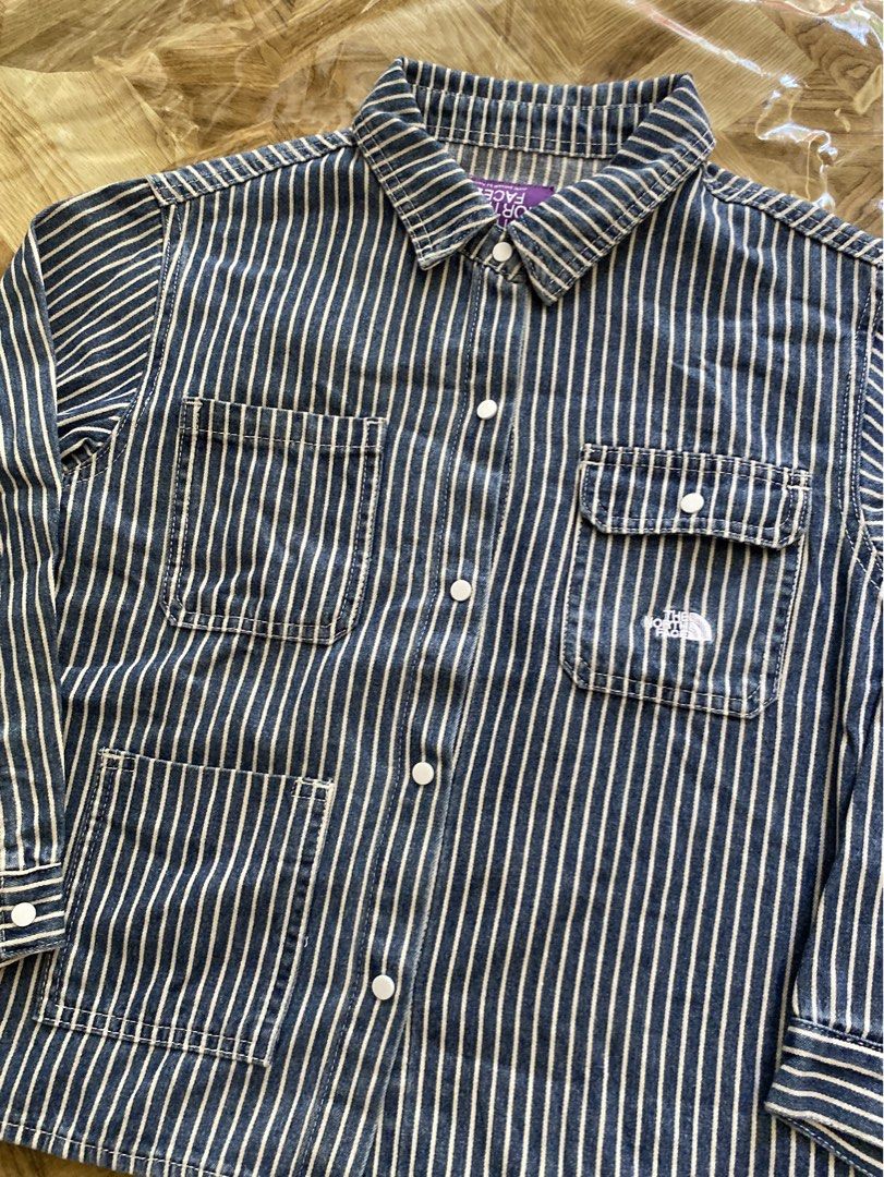 The North Face Hickory Stripes Jacket (Category: Coats, Jackets and Outerwear) located in Davao. Submitted by workmensph (Listing ID 1460144753, Image 2). Description: Size XS 16.5” x 20.5” Excellent Condition.