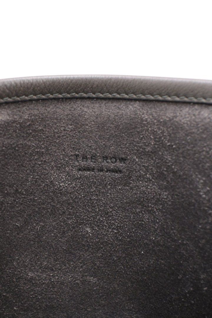 The Row Large Park Three Tote (Category: Luxury Bags & Wallets) located in Taguig. Submitted by sourcedbym (Listing ID 1460123321, Image 3). Description: The Row. One of my favorite luxury brands! Perfect for work!! This is in 8.5 / 10 condition. Main signs of wear are only in the corners but arent noticeable unless upside down. Retail is now 160k+ brand new!! Pre-order. Arrives end Sept. Requires a 30% DP to reserve! Pls check @ theresourcemnl o