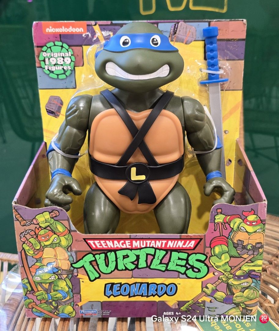 US RELEASE 🇺🇸 (Category: Figurines & Statues) located in Pasay City. Submitted by monjentoysandcollectibles (Listing ID 1460161243, Image 1). Description: Original 1989 retro reissue TMNT LEO 🍕 GIANT SIZE us exclusive release 🇺🇸 Authentic from Playmates ✅️.