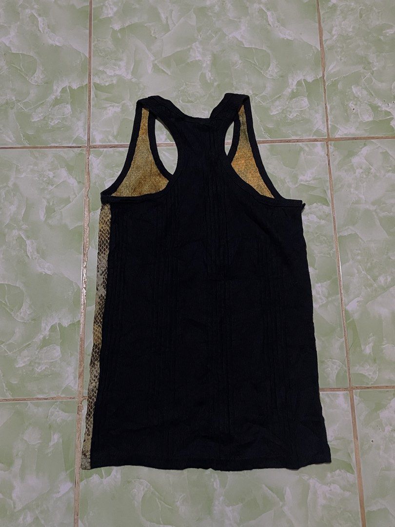 TORNADO MART PYTHON SKIN TANK TOP ALTERNATIVE ONLY (Category: Luxury Apparel) located in Cagayan de Oro. Submitted by patrickjam03829 (Listing ID 1460180622, Image 2). Description: width 16 strechable length 24 .