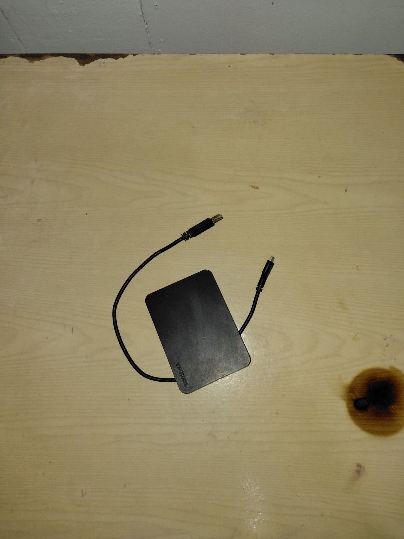 Toshiba 1tb (Category: Hard Disks & Thumbdrives) located in Manila. Submitted by cosmicturtle.d1b615 (Listing ID 1460192775, Image 1). Description: .