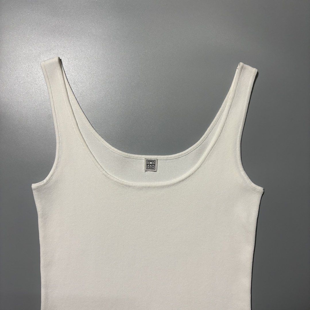 Toteme Knitted Tank Top (Category: Luxury Apparel) located in Tayabas. Submitted by tayabaskartell (Listing ID 1460192422, Image 2). Description: .