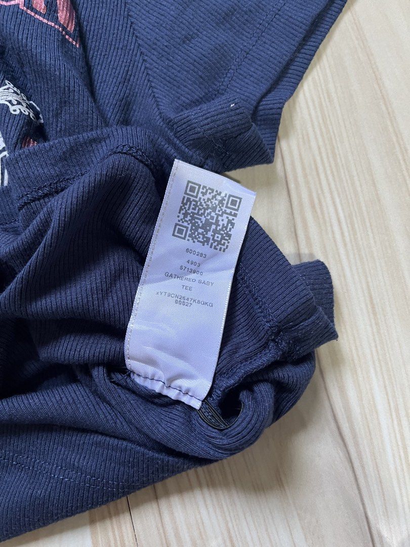 True Religion Gathered Baby Tee (Category: Blouses) located in Alabel. Submitted by rndm.f1nds (Listing ID 1460160141, Image 3). Description: Width: 18in Length: 19in.