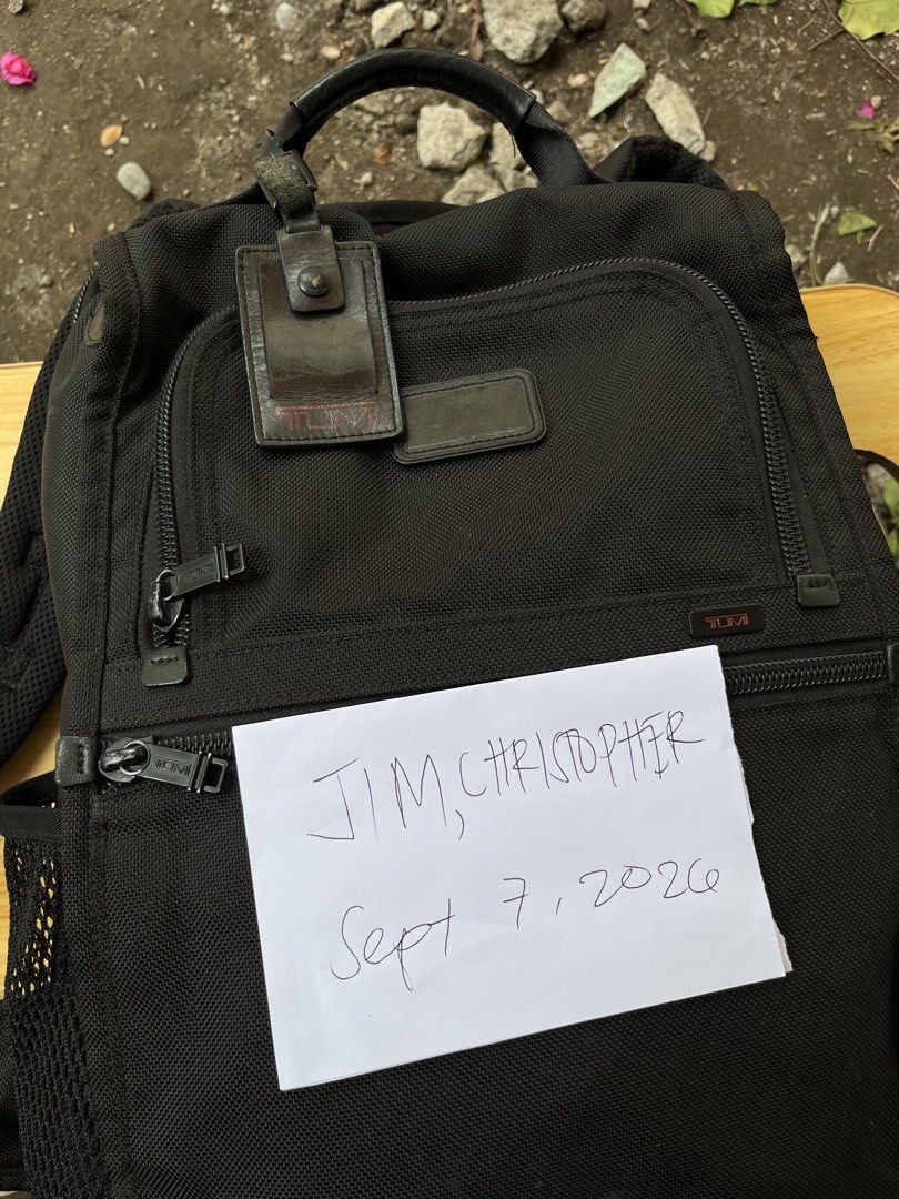 Tumi Black Backpack (Category: Backpacks) located in Davao. Submitted by streetsight (Listing ID 1460130138, Image 3). Description: For Sale🎒 Tumi Alpha 3 solution backpack Excellent Condition Color rate 10:10 Have minimal sign of use Price 6500✍️ Davao City Location .