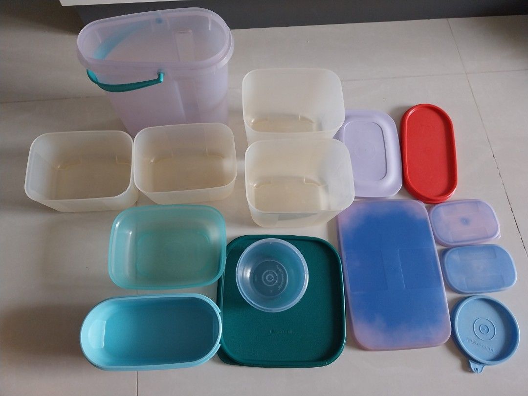 Tupperware containers (Category: Food Organisation & Storage) located in Singapore. Submitted by dsladybird (Listing ID 1410131230, Image 1). Description: Well-used container with missing covers. The 6 covers showed in the picture have small tear or discoloured. Not for fussy buyers. Price is for ALL as per picture. Self collect at Blk 113 Tao Ching Road pick up area (see pic) or Nearby bus stops: Bus: 30, 98, 98M, 240, 246 Bus stop no: 21581, Bl