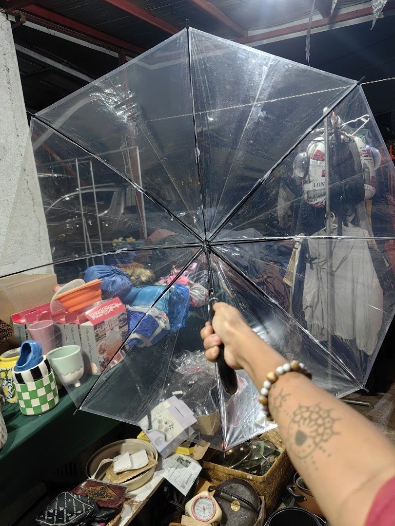 Umbrella transparent (Category: Umbrellas) located in Calamba. Submitted by princesspauliney. (Listing ID 1460228278, Image 1). Description: 200 transparent umbrella Shoppee check out First to pay basis.
