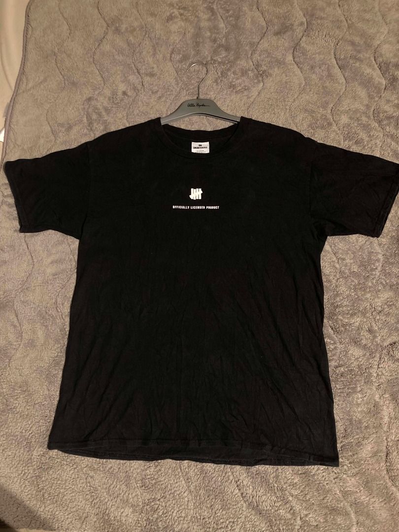Undefeated Center Logo (Category: Tshirts & Polo Shirts ) located in Bulacan. Submitted by foundnfold (Listing ID 1460128898, Image 1). Description: Undefeated Center Logo Tee SIZE: 27X20 Medium on tag CONDITION: 8.5/10 (Good Condition) COLOR RATE: 8.5/10 NO ISSUE.