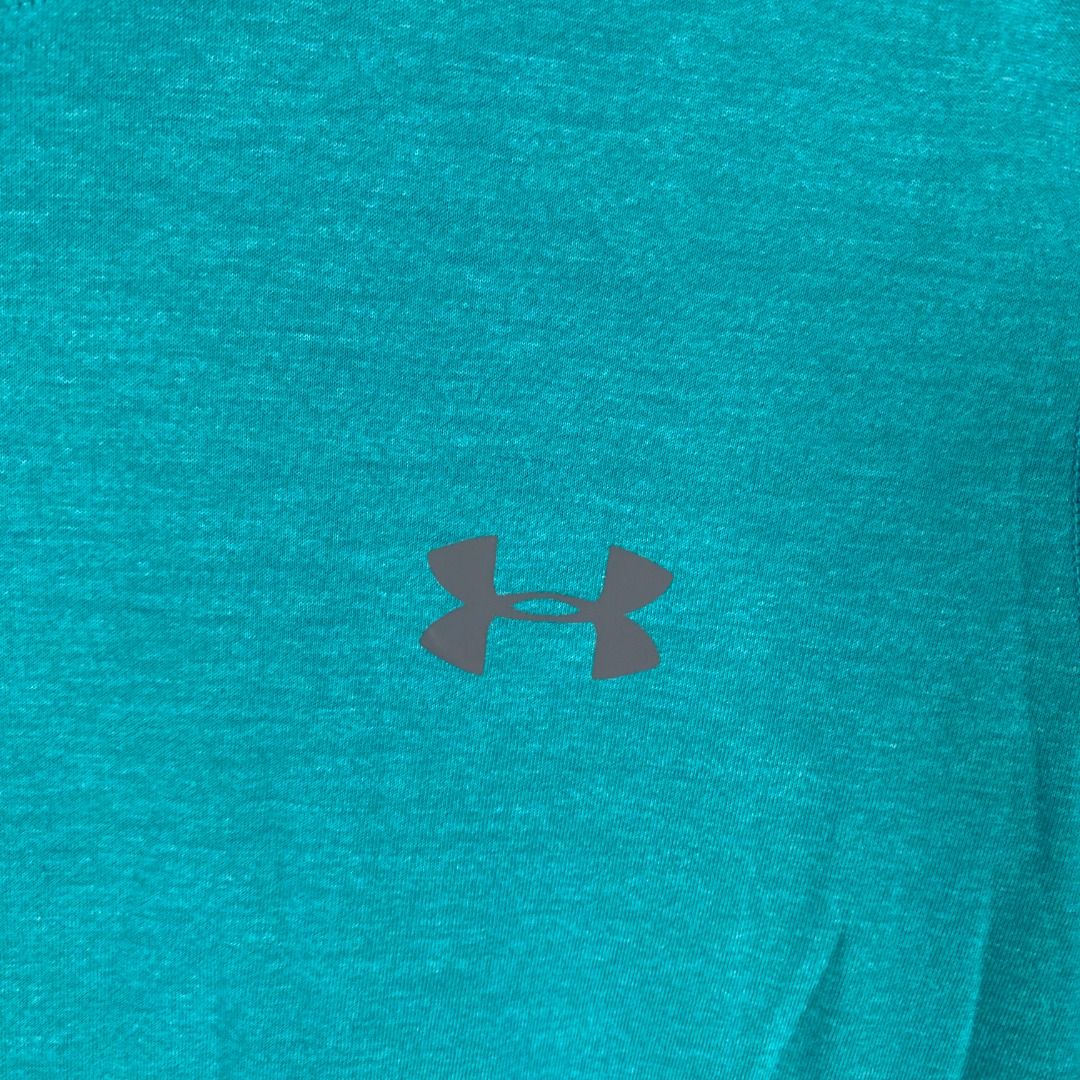 Under Armour Threadborne Performance T-Shirt / Heathered Teal / Size M (Fits L) (Category: Activewear) located in Antipolo. Submitted by canadafindss (Listing ID 1460294635, Image 2). Description: Visit & Follow Canada Finds for more premium imported streetwear, activewear, and athletic essentials from Canada 🇨🇦 Explore our full catalog of authentic pieces: https://www.carousell.ph/u/canadafindss Under Armour Threadborne Performance T-Shirt / H