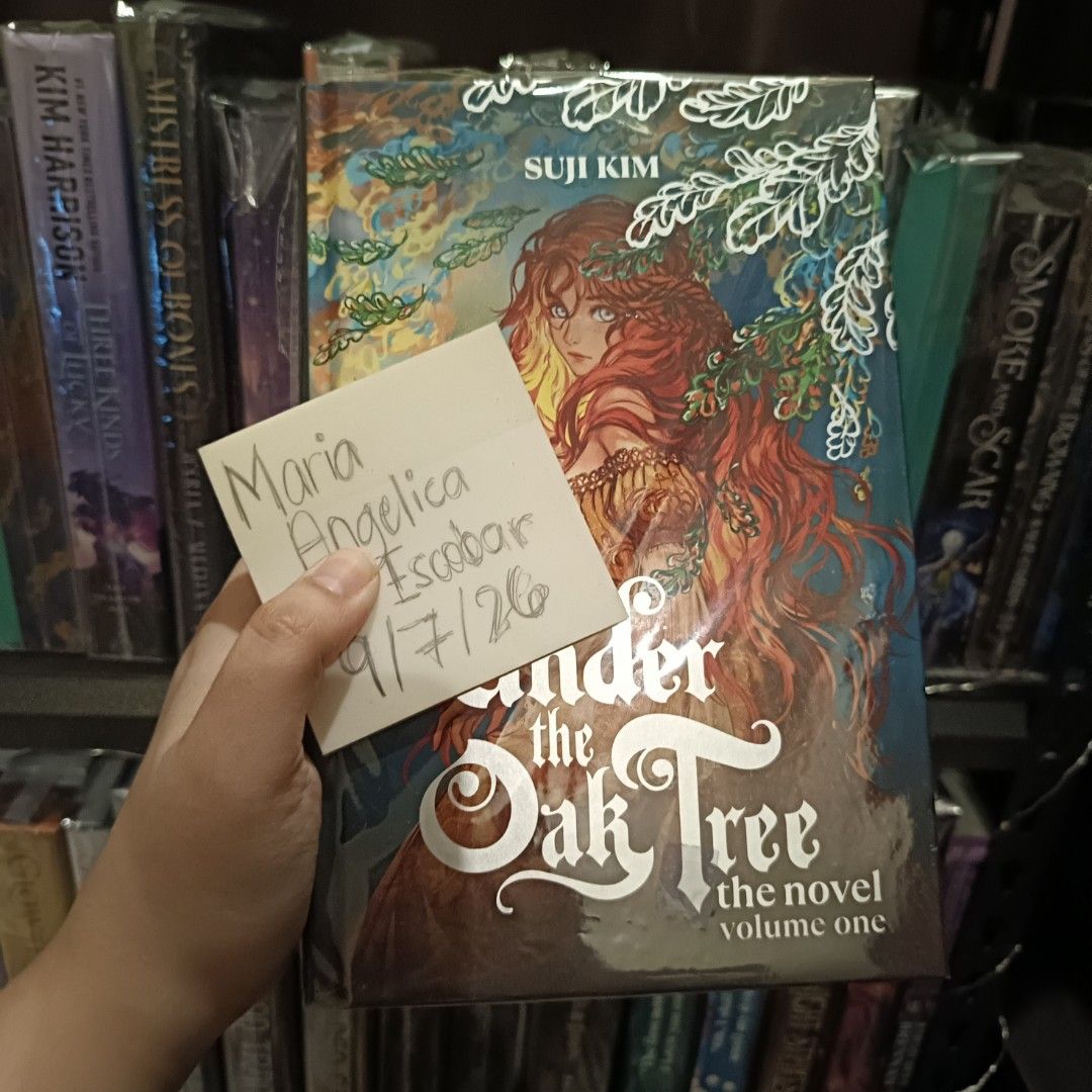 Under The Oak Tree Volume 1 (regular edition hardback) (Category: Storybooks) located in Bacolod City. Submitted by flowerfield21 (Listing ID 1460271472, Image 1). Description: 1200 last price. Bought from fullybooked and still with price tag (swipe to next Pic) Mod: J&T, LBC, meet ups @ SM or Ayala Capitol bacolod Mop: Gcash.