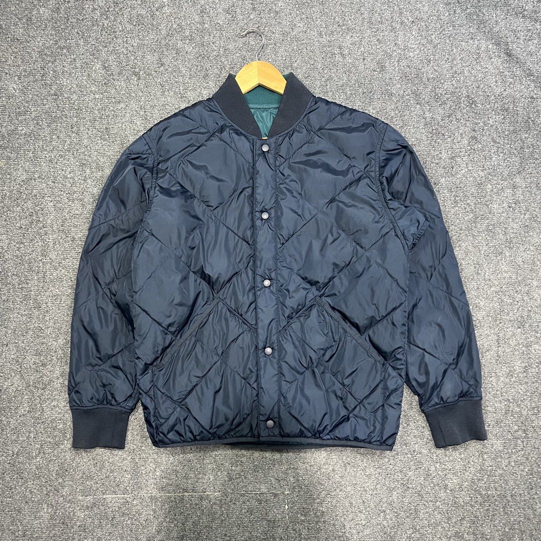 Uniqlo Reversible Warm Padded Puffer (Category: Coats, Jackets and Outerwear) located in Baguio. Submitted by reworn.clo (Listing ID 1460224487, Image 3). Description: Uniqlo Reversible Warm Padded Puffer Excellent condition Width 23. Length 27 Large on tag 1180🤝.
