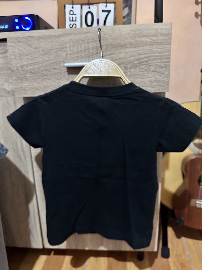 UNIQLO TSHIRT FOR KIDS (Category: Babies & Kids Fashion) located in Manila. Submitted by fourleafclover04 (Listing ID 1460200746, Image 3). Description: AUTHENTIC UNIQLO TSHIRT LIKE NEW.