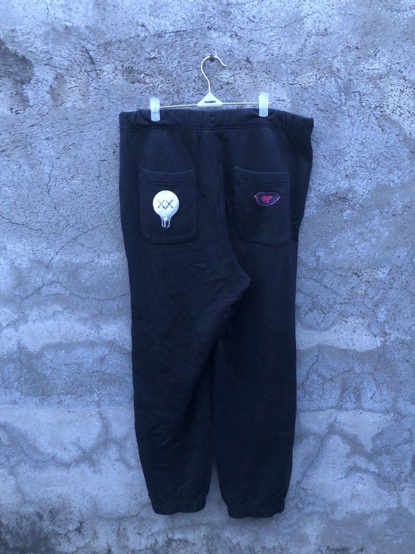 UNIQLO x KAWS + WARHOL (Category: Joggers) located in Kapalong. Submitted by justinfinds8 (Listing ID 1460204363, Image 2). Description: shipped napo.
