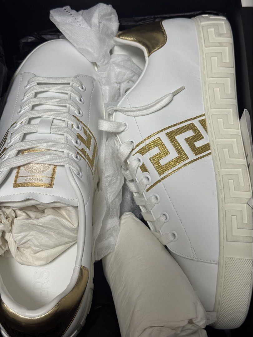 VERSACE SHOES (Category: Sneakers & Footwear) located in Manila. Submitted by prettystuff1008 (Listing ID 1460289698, Image 1). Description: New with inclusion Store bought Size 10 Op 37500.