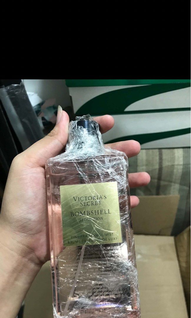 VICTORIA'S SECRET BOMBSHELL SEDUCTION (Category: Fragrance & Deodorants) located in Manila. Submitted by forlenn (Listing ID 1460275574, Image 1). Description: Victoria's Secret Bombshell Seduction Fine Fragrance Mist. Captivating scent. Perfect for everyday wear..