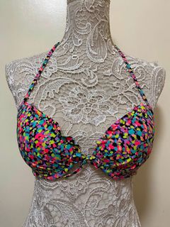 (Category: ) located in . Submitted by airamef28.closet (Listing ID 1460264332, Image 1). Description: .