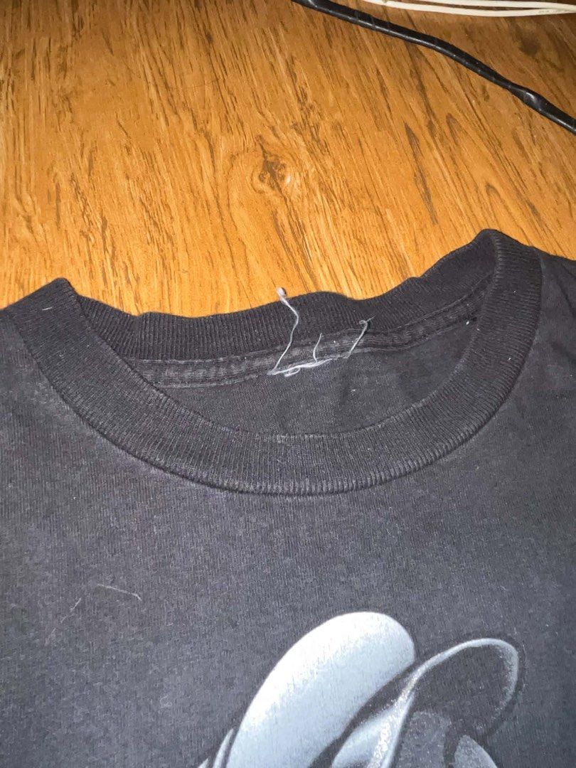 Vintage Blackout Popeye’s 2007 (Category: Tshirts & Polo Shirts ) located in Cebu City. Submitted by kazuruma0312381 (Listing ID 1460233221, Image 2). Description: Cut tag Bleach stain (must see pics to see stain).