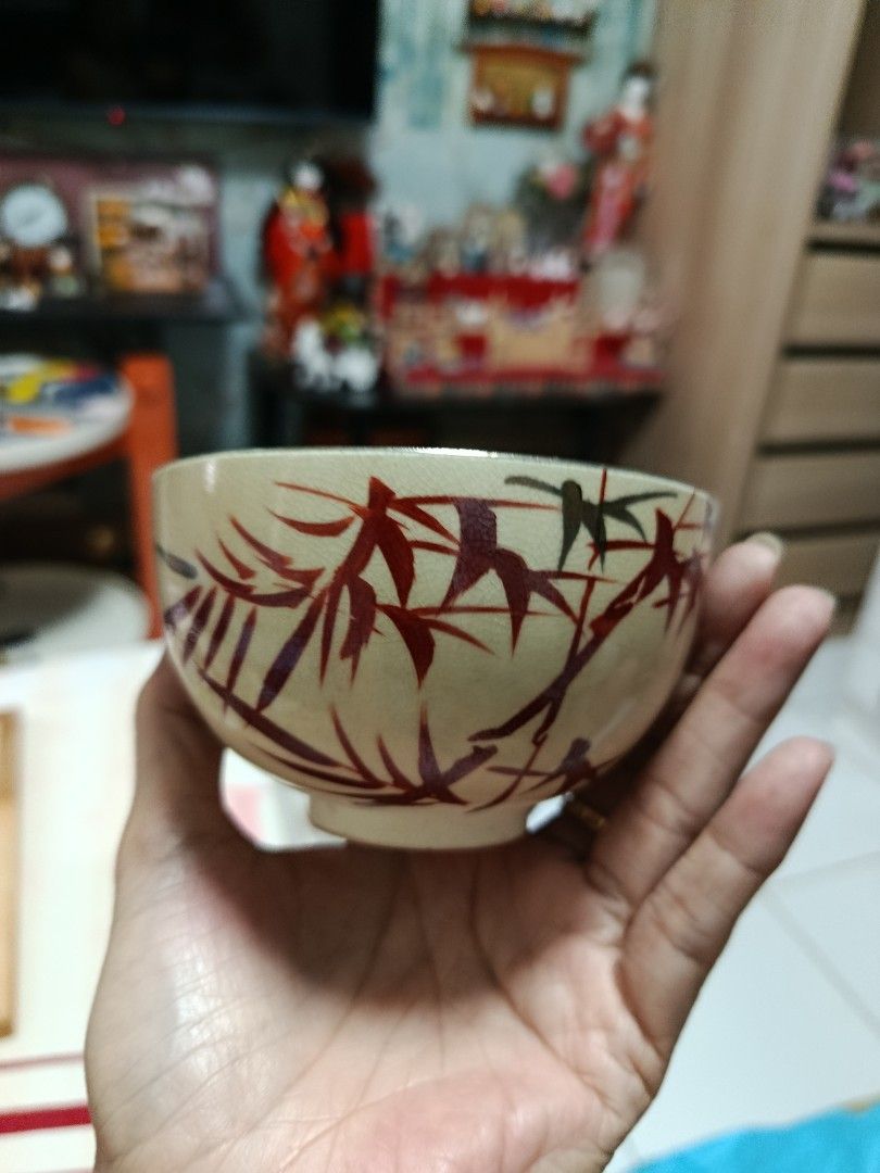 Vintage ceramic Soup bowl (Category: Dinnerware & Cutlery) located in Quezon City. Submitted by kristal68 (Listing ID 1460175254, Image 1). Description: nice for collection.